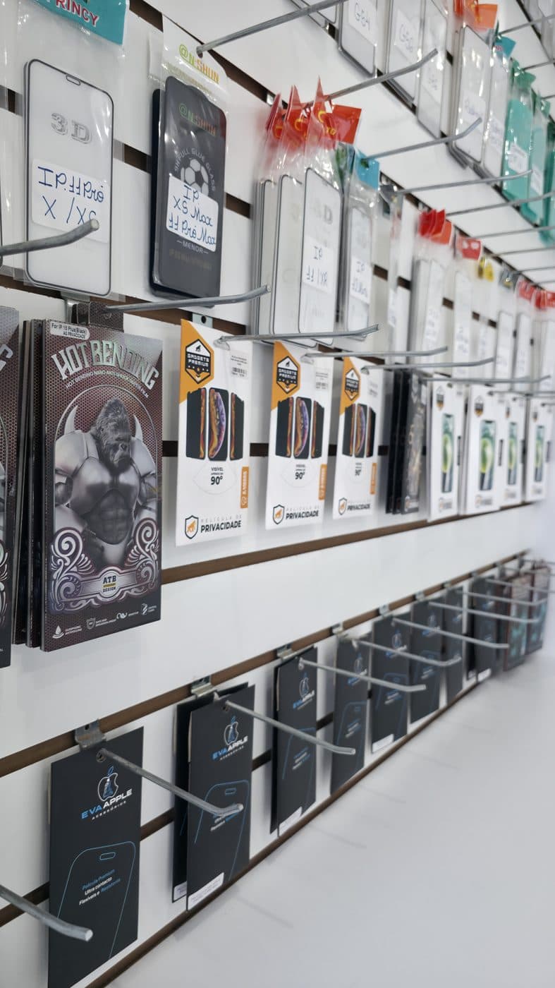 Vitrine com capas de proteção anti-impacto